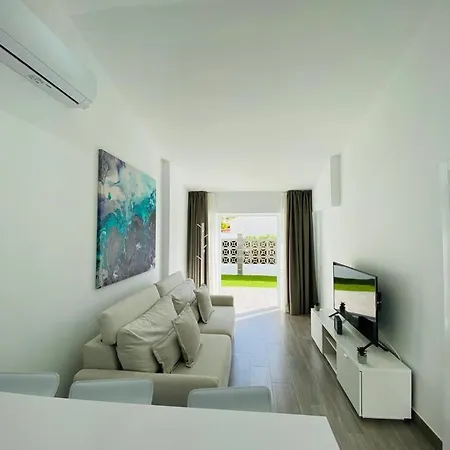 Leire Piscina Privada En Βίλα *